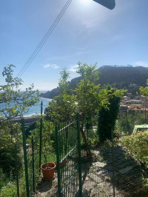 Appartement Cozy Beach House With Nice Garden, Basic Feel à Bonassola Extérieur photo